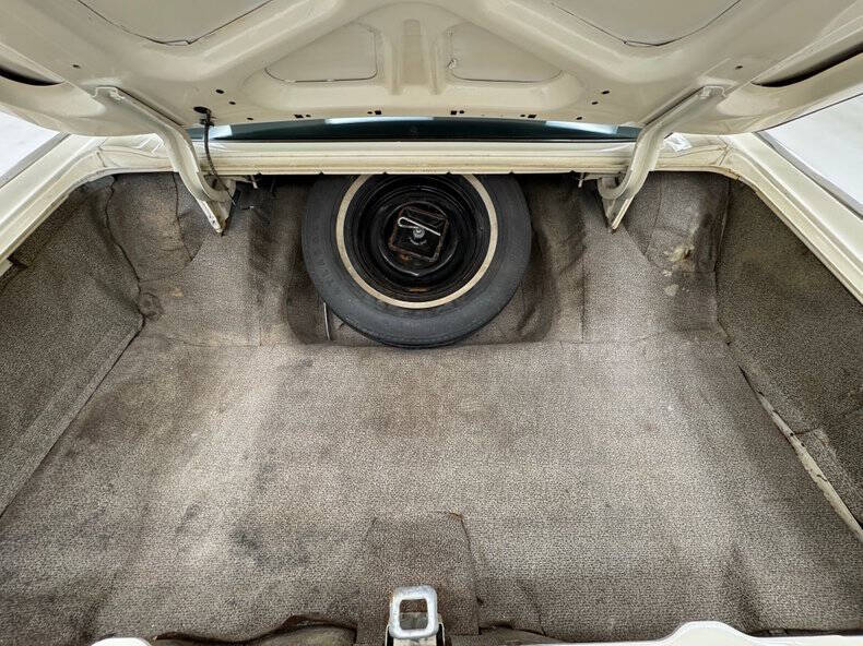 1963 Ford Thunderbird