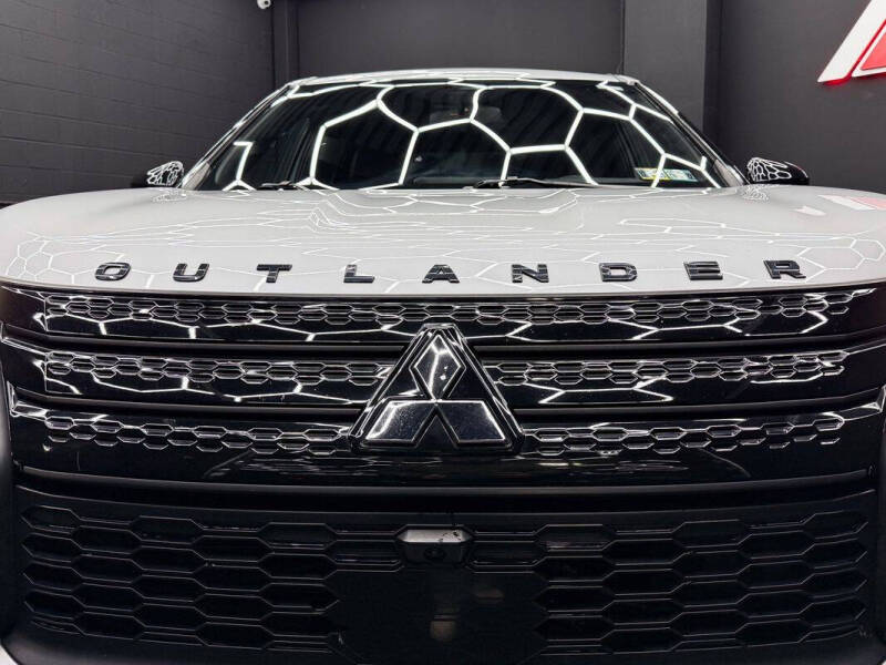 2023 Mitsubishi Outlander