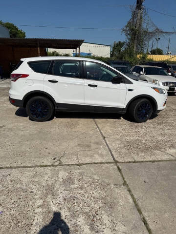 2016 Ford Escape S