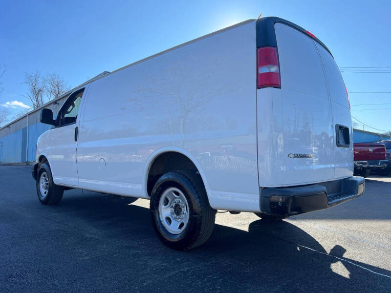 2017 Chevrolet Express 2500