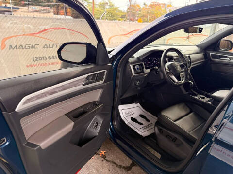 2023 Volkswagen Atlas Cross Sport V6 SE 4Motion