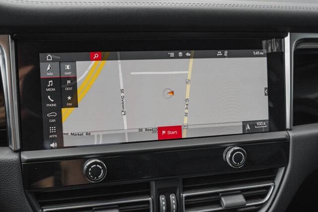 2023 Porsche Macan T