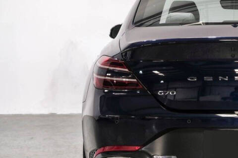 2023 Genesis G70