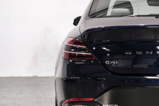 2023 Genesis G70