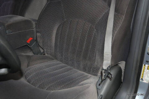 2005 Pontiac Bonneville SE