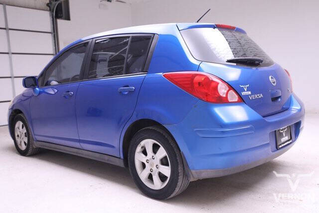 2008 Nissan Versa 1.8 SL