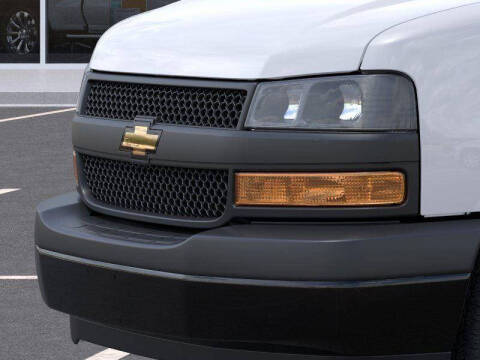 2025 Chevrolet Express 2500