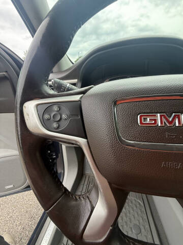 2017 GMC Acadia SLT-1