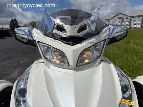 2014 Can-Am Spyder RT-S SE6