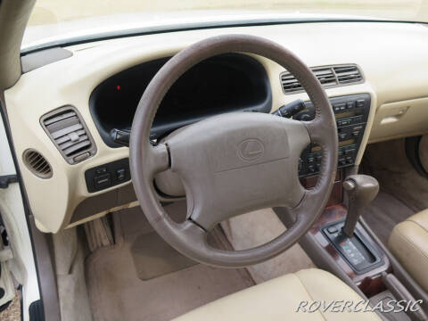 1993 Lexus ES 300