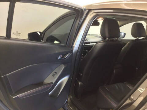 2016 Mazda MAZDA3 s Grand Touring