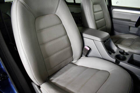 2004 Ford Explorer XLT