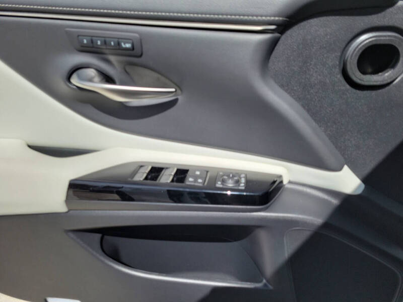 2022 Lexus ES 350 F SPORT