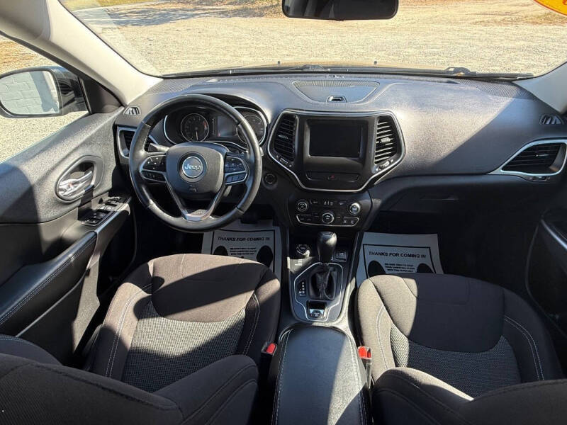 2019 Jeep Cherokee Latitude