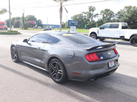 2022 Ford Mustang EcoBoost