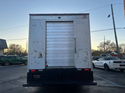 2016 Chevrolet Express 4500