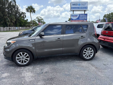 2017 Kia Soul +