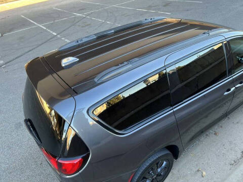 2018 Chrysler Pacifica Touring Plus