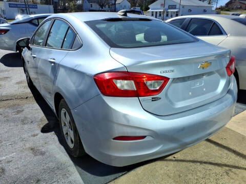 2017 Chevrolet Cruze LS Auto