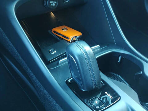 2021 Volvo XC40 T5 Momentum