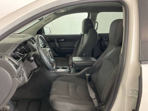 2015 GMC Acadia SLE-2