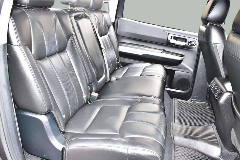 2014 Toyota Tundra SR5