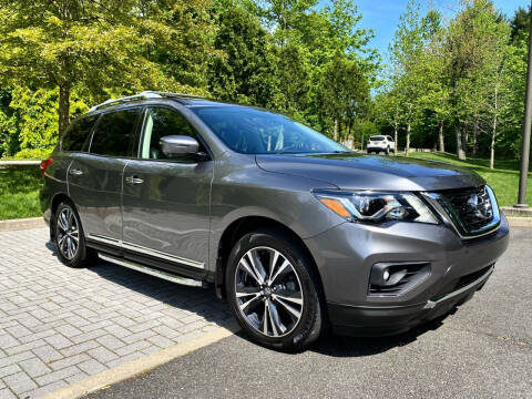 2020 Nissan Pathfinder Platinum