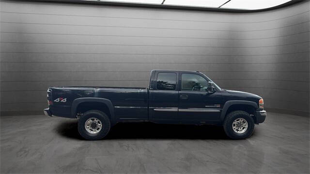 2004 GMC Sierra 2500HD