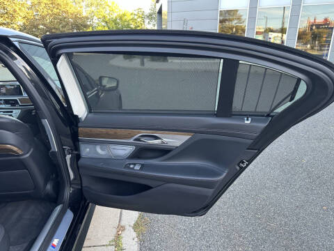 2017 BMW 7 Series 750i xDrive