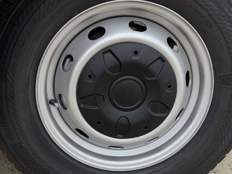 2025 Ford Transit 250