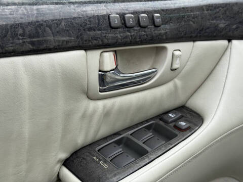2001 Lexus LS 430