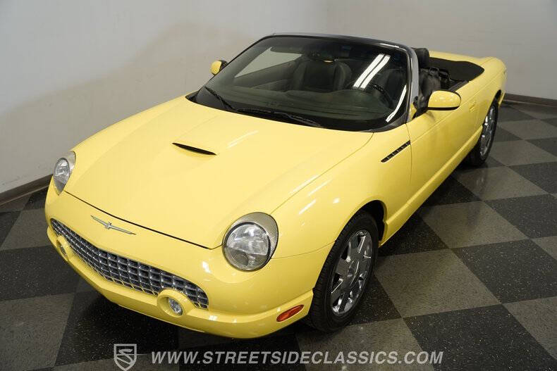 2002 Ford Thunderbird Deluxe