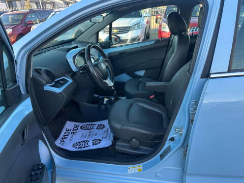 2014 Chevrolet Spark EV 2LT