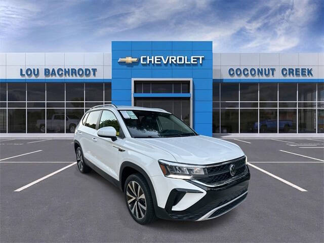 2024 Volkswagen Taos SE