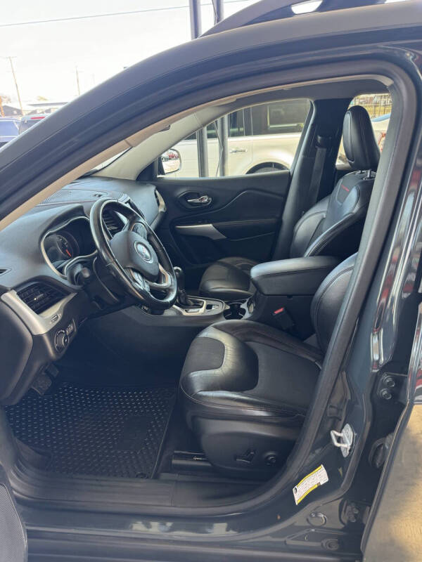 2018 Jeep Cherokee Trailhawk