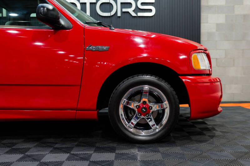 1999 Ford F-150 SVT Lightning