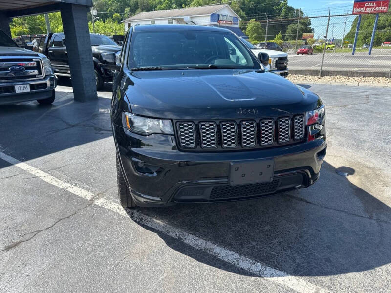 2017 Jeep Grand Cherokee Laredo