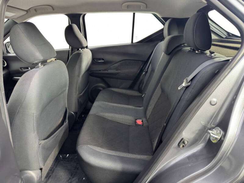 2019 Nissan Kicks SV
