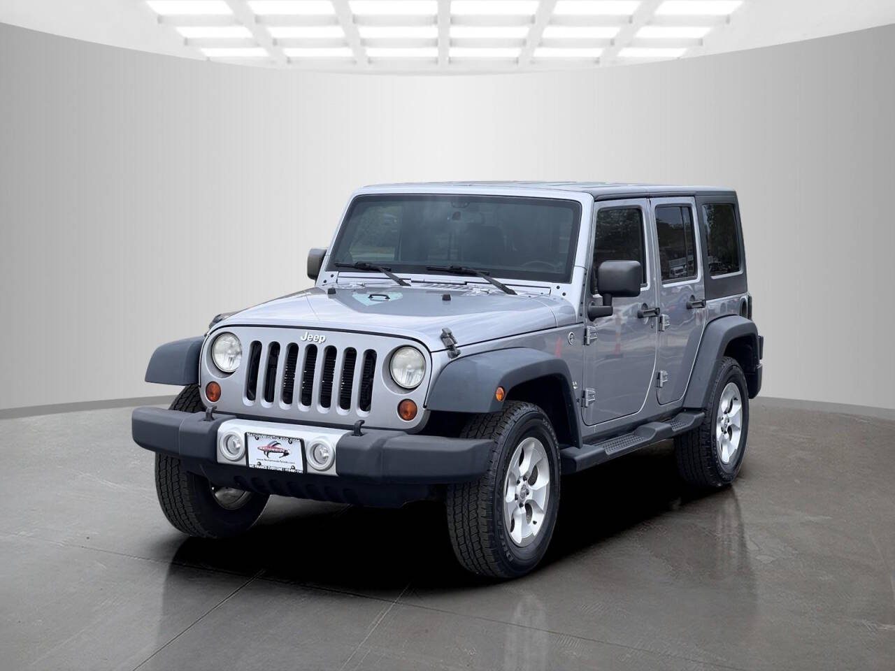 2013 Jeep Wrangler Unlimited for sale at Used Cars Toledo in Oregon, OH