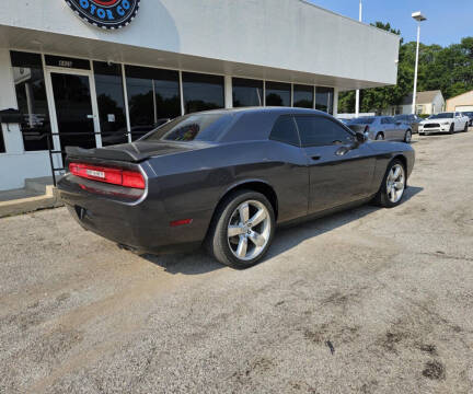 2014 Dodge Challenger SXT