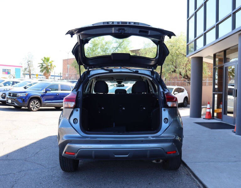 2021 Nissan Kicks SV