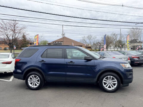 2017 Ford Explorer