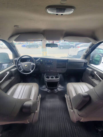 2021 Chevrolet Express 2500