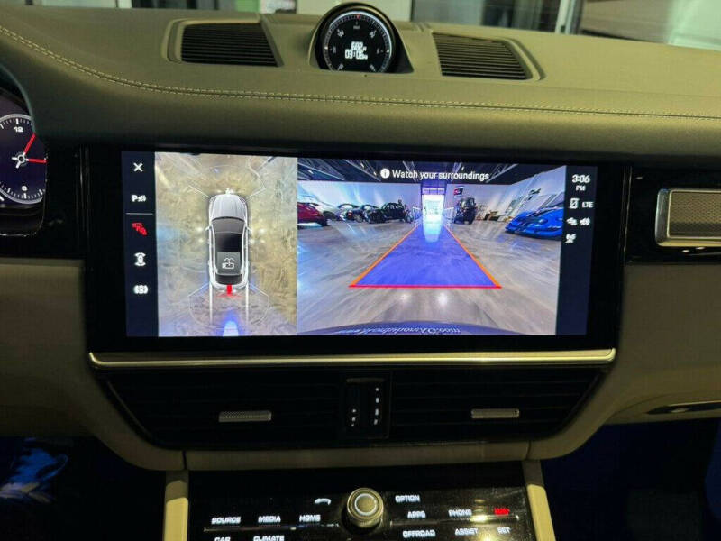 2023 Porsche Cayenne