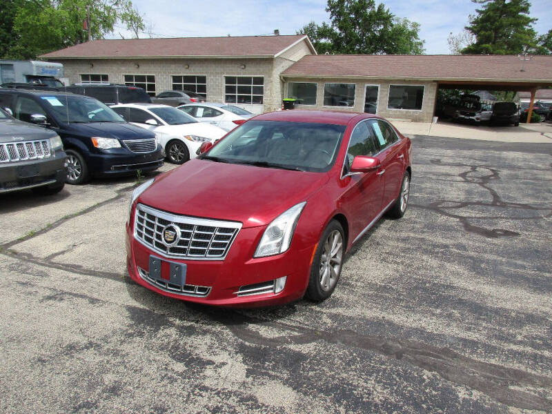 Used 2013 Cadillac XTS Luxury Collection with VIN 2G61P5S33D9128042 for sale in Urbana, IL
