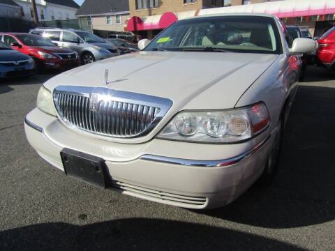 2006 Lincoln Town Car for sale at Prospect Auto Sales in Waltham MA