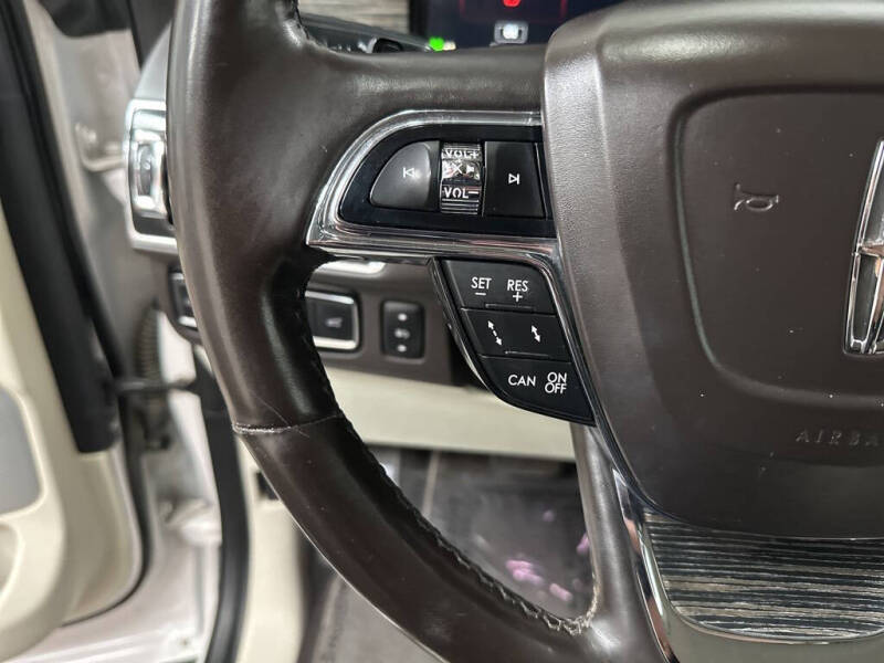 2019 Lincoln Navigator L Black Label