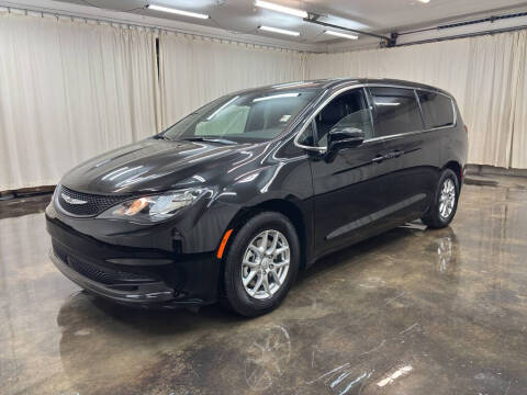 2026 Chrysler Voyager LX