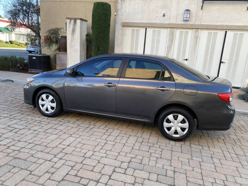 2011 Toyota Corolla LE