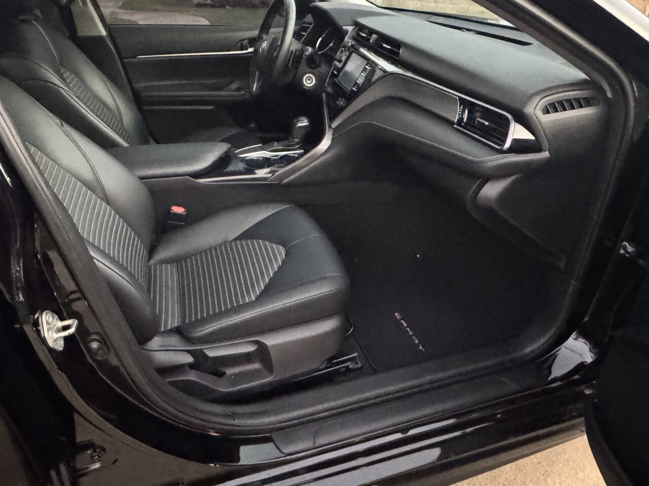 Used Car 2019 Toyota Camry  Se 4dr Sedan For Sale Under $20,000 In Austin, Texas